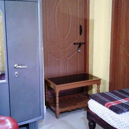 Akashadeepa Homestay Мадикери Экстерьер фото