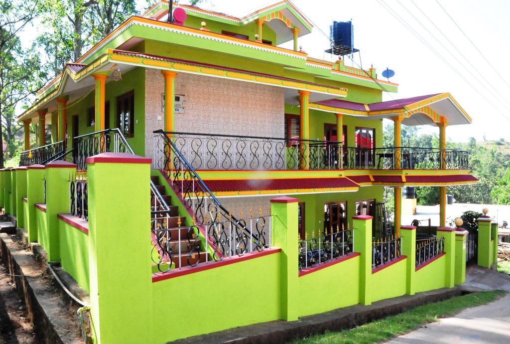 Akashadeepa Homestay Мадикери Экстерьер фото