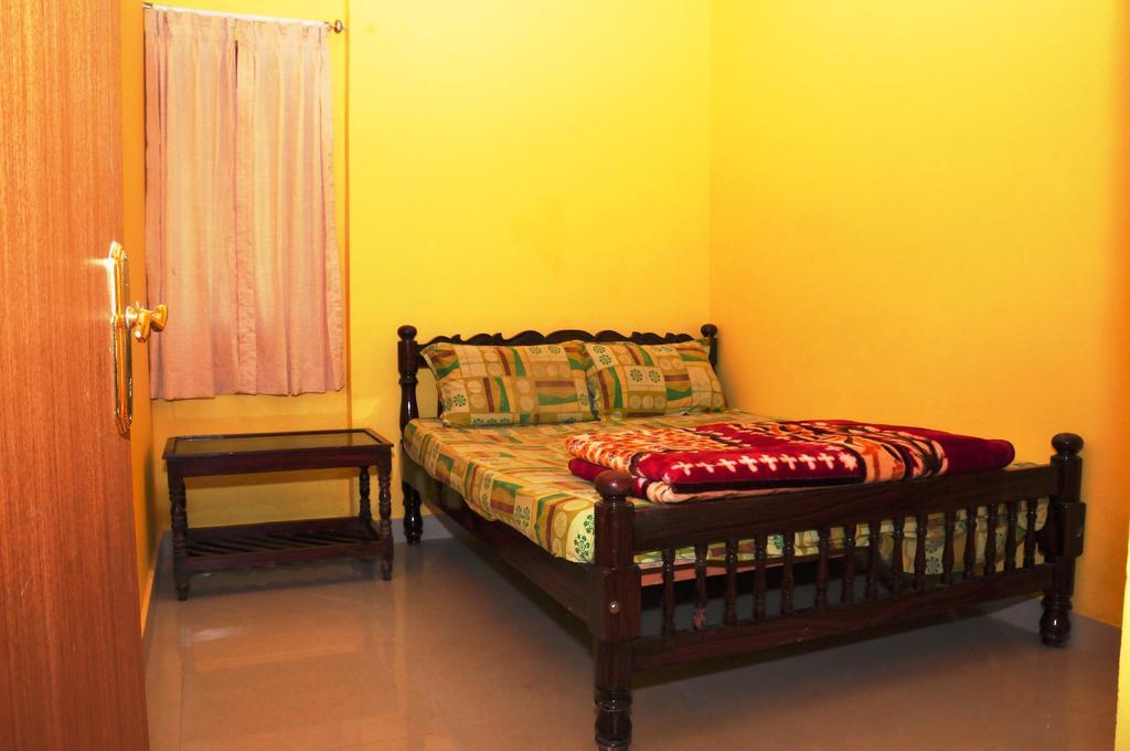 Akashadeepa Homestay Мадикери Экстерьер фото